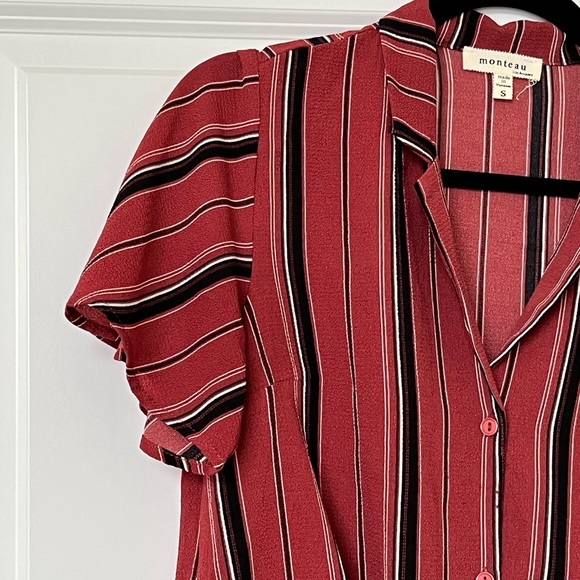 Short sleeve collared tie blouse - Picture 3 of 3